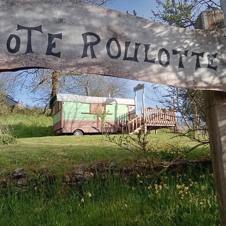 La Tiote Roulotte Hotel Marquigny Buitenkant foto